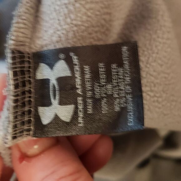 3 for $25 Under Armour Hoodie - Picture 6 of 7
